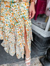 Load image into Gallery viewer, Bekah Ditsy Floral Tie Dress